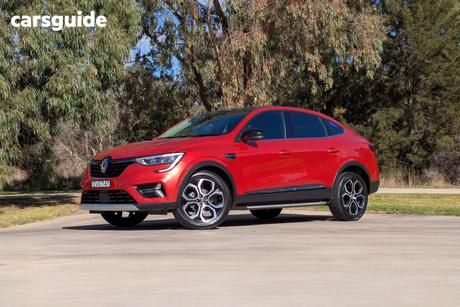 Red 2022 Renault Arkana Coupe Intens