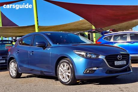 Blue 2016 Mazda 3 Hatchback Maxx