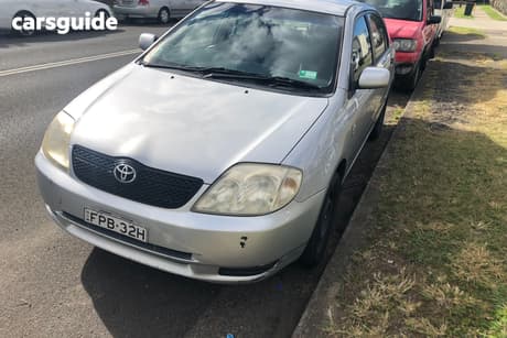 Silver 2004 Toyota Corolla Sedan Ascent