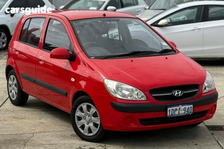 Red 2011 Hyundai Getz Hatchback S