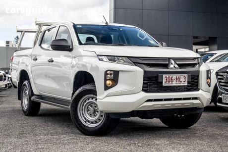 White 2023 Mitsubishi Triton Double Cab Pick Up Glx (4X4)