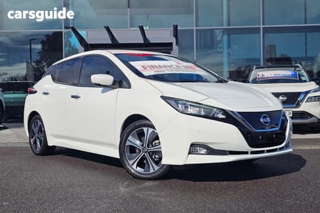 White 2020 Nissan Leaf Hatchback