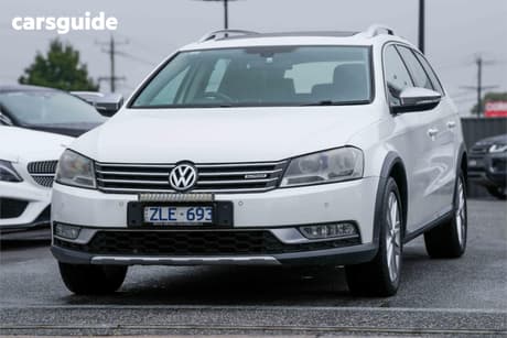 White 2012 Volkswagen Passat Wagon Alltrack