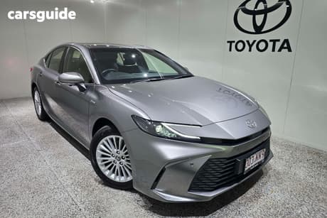 Silver 2025 Toyota Camry Sedan Ascent Hybrid