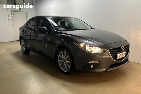 Grey 2013 Mazda 3 Sedan Sp25