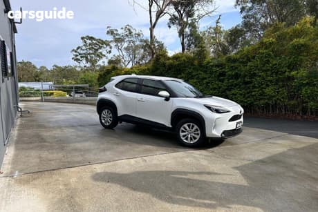 White 2023 Toyota Yaris Cross Wagon Gx