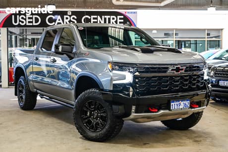 Silver 2024 Chevrolet Silverado Crew Cab Pickup 1500 Zr2