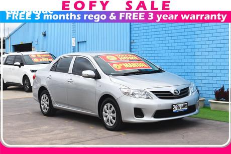 Silver 2011 Toyota Corolla Sedan Ascent