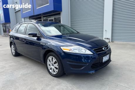 Blue 2010 Ford Mondeo Wagon Lx