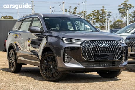 Grey 2025 Chery Tiggo 7 SUV URBAN F