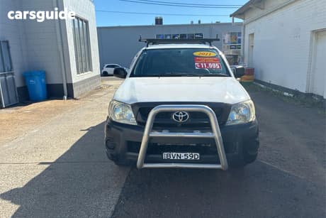 White 2011 Toyota Hilux Dual Cab Pick-up Workmate