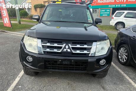 Black 2013 Mitsubishi Pajero Wagon Vr-X Lwb (4X4)