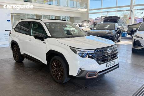 White 2025 Subaru Forester Wagon Hybrid Sport (Awd)