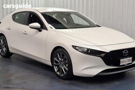 White 2019 Mazda 3 Hatchback G20 Evolve