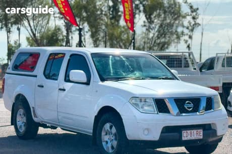 White 2014 Nissan Navara Dual Cab Pick-up Rx (4X2)