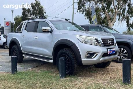 Silver 2018 Nissan Navara Dual Cab Pick-up St (4X4)