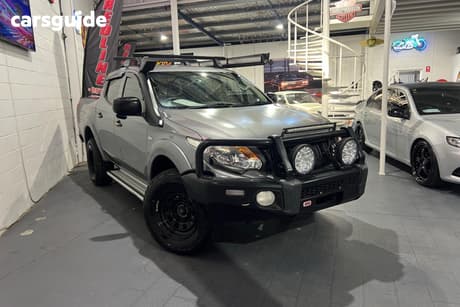 Grey 2016 Mitsubishi Triton Dual Cab Utility Glx Plus (4X4)