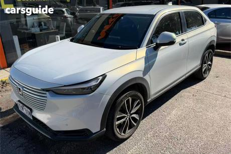 Silver 2022 Honda HR-V Wagon Vi X