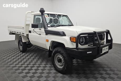 White 2024 Toyota Landcruiser Cab Chassis Lc79 Workmate