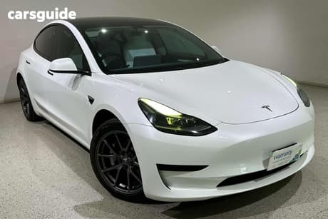 White 2021 Tesla Model 3 Sedan Standard Range Plus Rwd