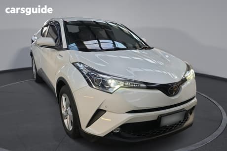White 2019 Toyota C-HR Wagon (2Wd)