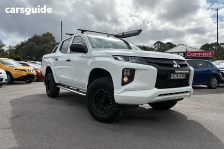 White 2019 Mitsubishi Triton Double Cab Pick Up Glx (4X4)