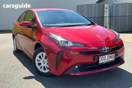 Red 2021 Toyota Prius Hatchback Base (Hybrid)