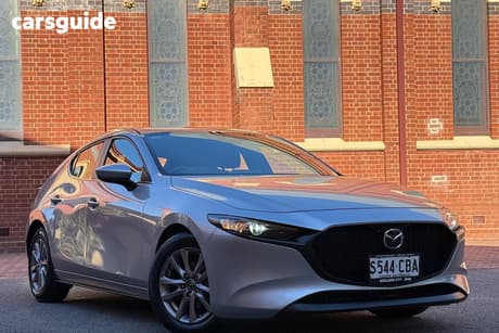 Silver 2019 Mazda 3 Hatchback G20 Pure