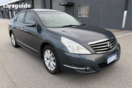 Blue 2011 Nissan Maxima Sedan 250 St-L
