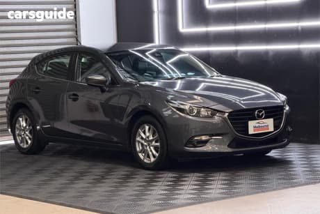 Grey 2017 Mazda 3 Hatchback Touring