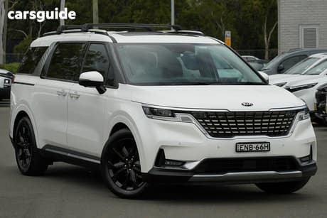 White 2021 Kia Carnival Wagon Platinum