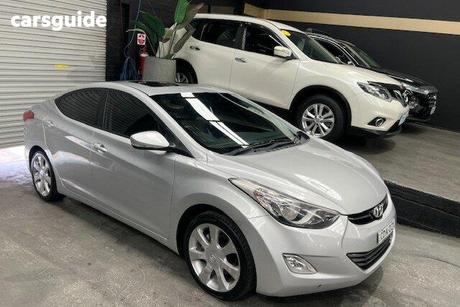 Silver 2011 Hyundai Elantra Sedan Premium