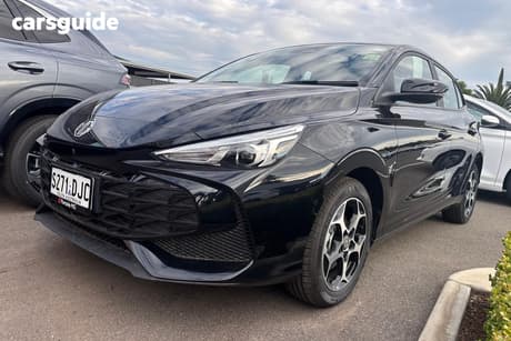 Black 2025 MG MG3 Hatchback Essence Hybrid+