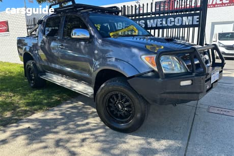 Grey 2007 Toyota Hilux Dual Cab Pick-up Sr5 (4X4)