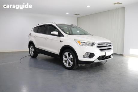 White 2017 Ford Escape Wagon Trend (Fwd)