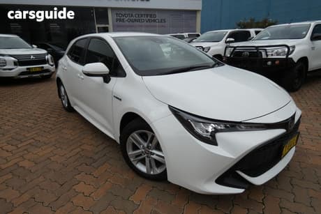 White 2020 Toyota Corolla Hatchback Ascent Sport Hybrid