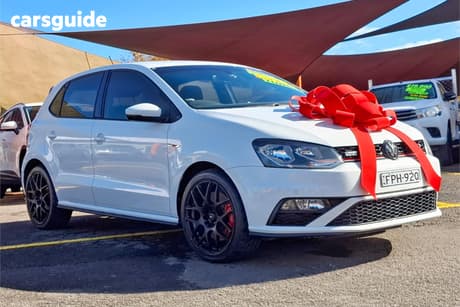 White 2015 Volkswagen Polo Hatchback Gti