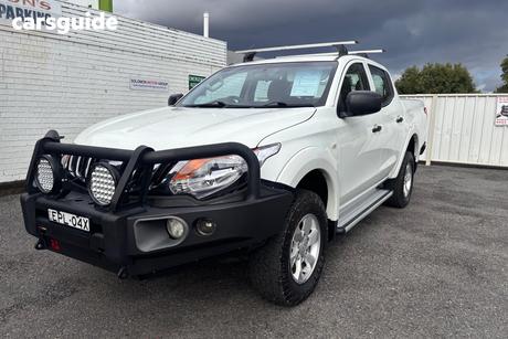 White 2017 Mitsubishi Triton Dual Cab Utility Glx Plus (4X4)