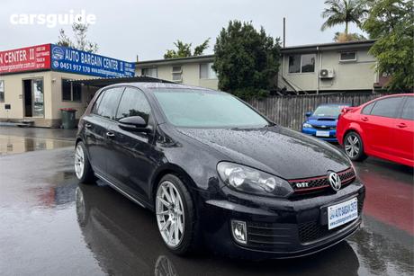 Black 2011 Volkswagen Golf Hatchback Gti