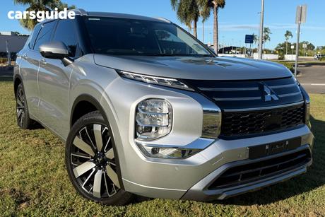 Silver 2025 Mitsubishi Outlander Wagon Exceed 5 Seat (Awd)