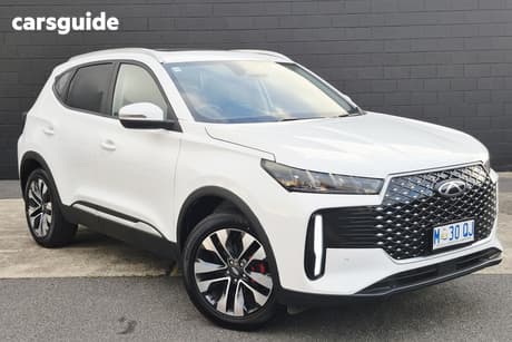 White 2025 Chery Tiggo 4 Wagon Ultimate