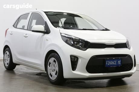 White 2022 Kia Picanto Hatchback S (Pe)