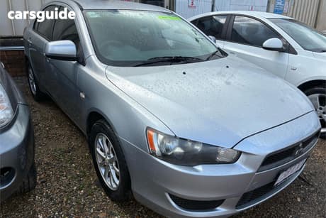 Silver 2009 Mitsubishi Lancer Hatchback Es Sportback
