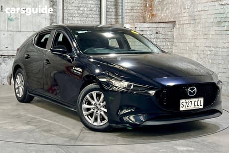 Black 2019 Mazda 3 Hatchback G20 Pure