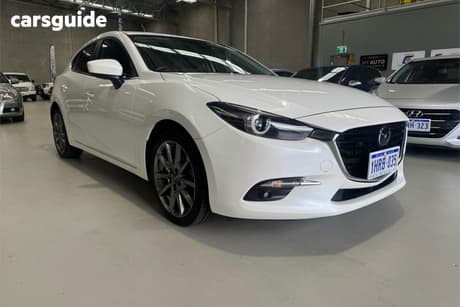 White 2016 Mazda 3 Hatchback Sp25 Astina