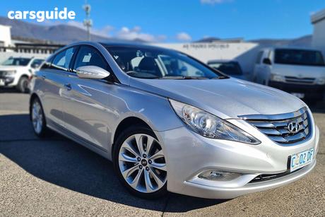 Silver 2011 Hyundai I45 Sedan Premium