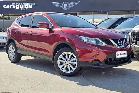 Red 2017 Nissan Qashqai Wagon St (4X2)