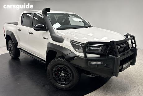 White 2023 Toyota Hilux Double Cab Pick Up Gr-Sport (4X4)