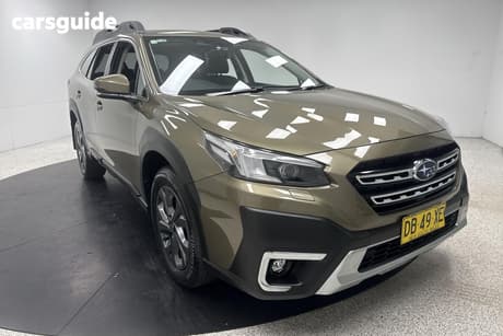 Green 2022 Subaru Outback Wagon Awd
