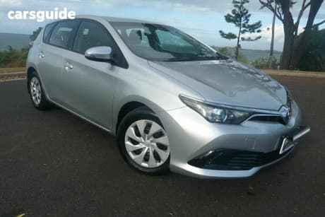 Silver 2016 Toyota Corolla Hatchback Ascent